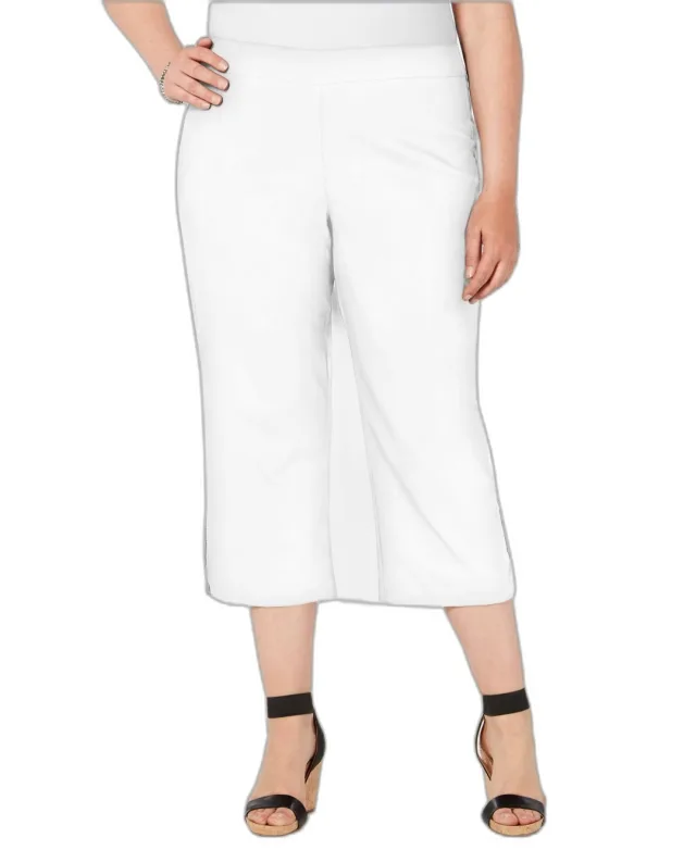 Plus Size Rhinestone-Embellished Capri Pants