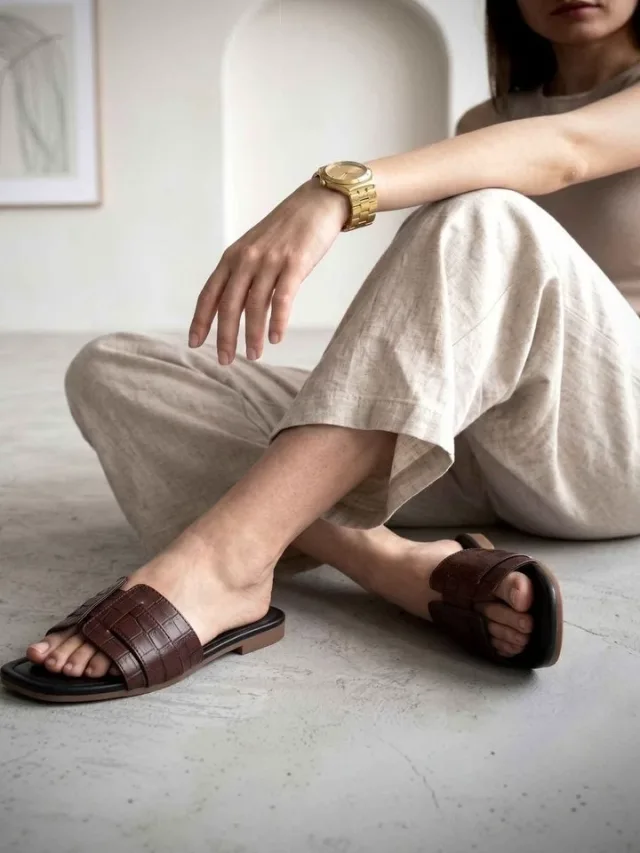 Lavie Brown Croc-Textured Flat